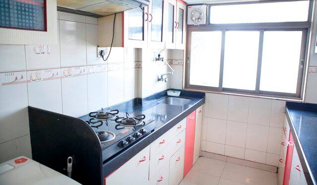1 BHK Serviced Apartment in Malad West, Mumbai 2