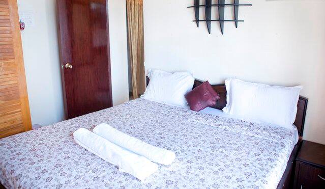 1 BHK Serviced Apartment in Malad West, Mumbai 5