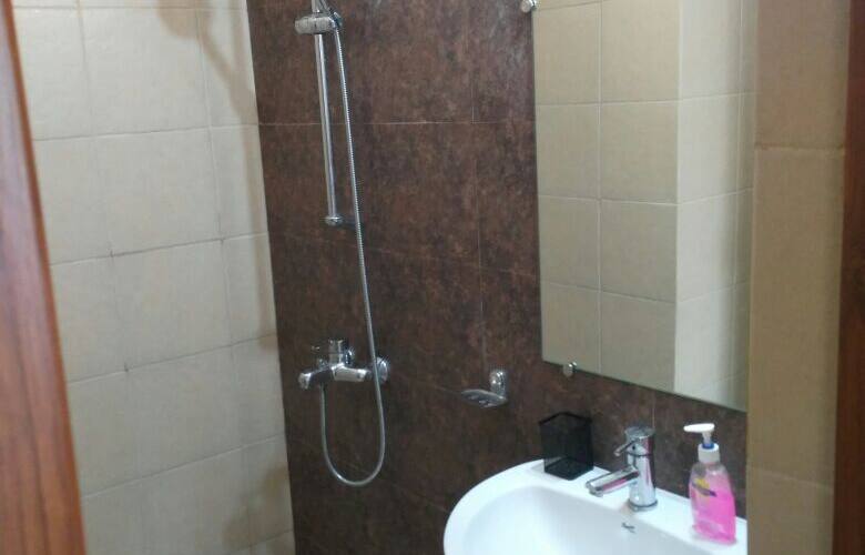 3 Bedroom Serviced Apartment in Goregaon West, Mumbai 2