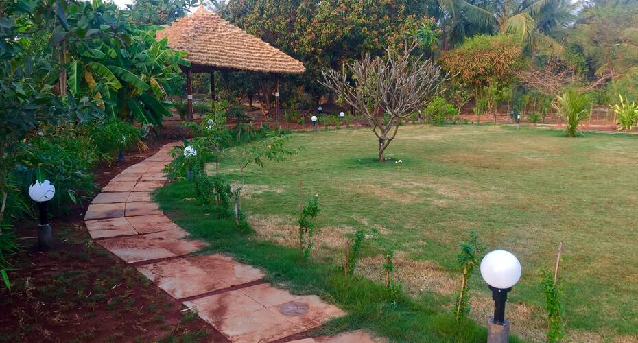 Luxury Villa with Pool in Alibaug, Alibaug 5