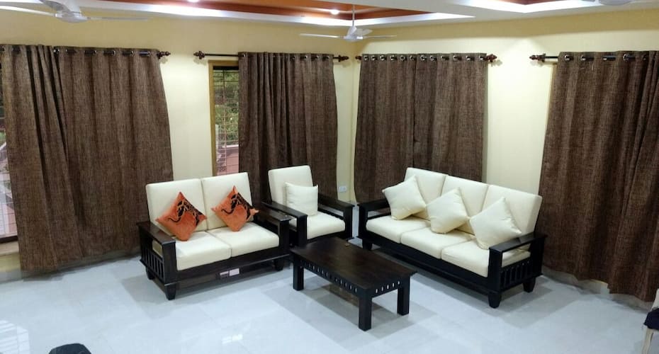 3 BHK spacious villa by lake near sea beach for families., Alibaug 3