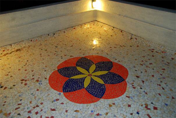 Deluxe A.C Room stay in a bungalow suitable for couples, Alibaug 3