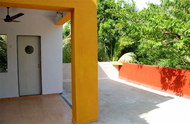 Deluxe A.C Room stay in a bungalow suitable for couples, Alibaug 4