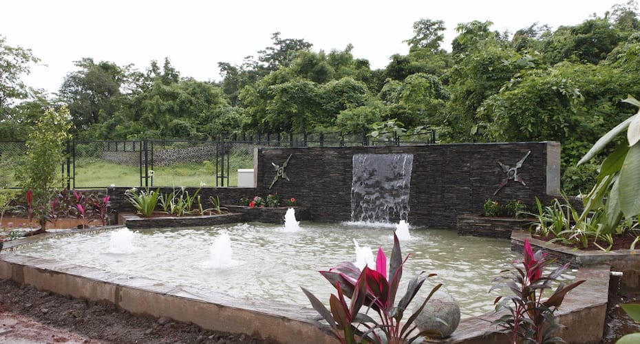 Vacation Homes with swimming pool near Karjat, Karjat 5