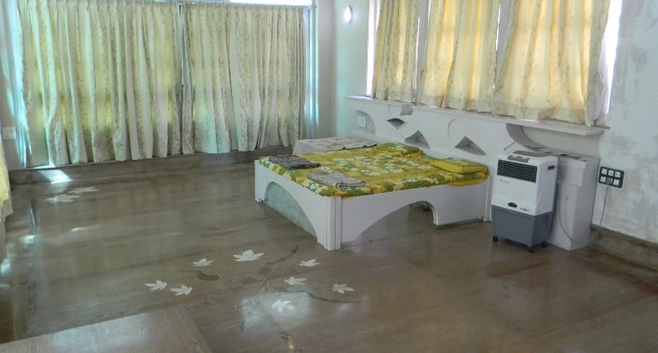 Alibaugh 3 BHK bungalow with private swimming pool, Mumbai 4