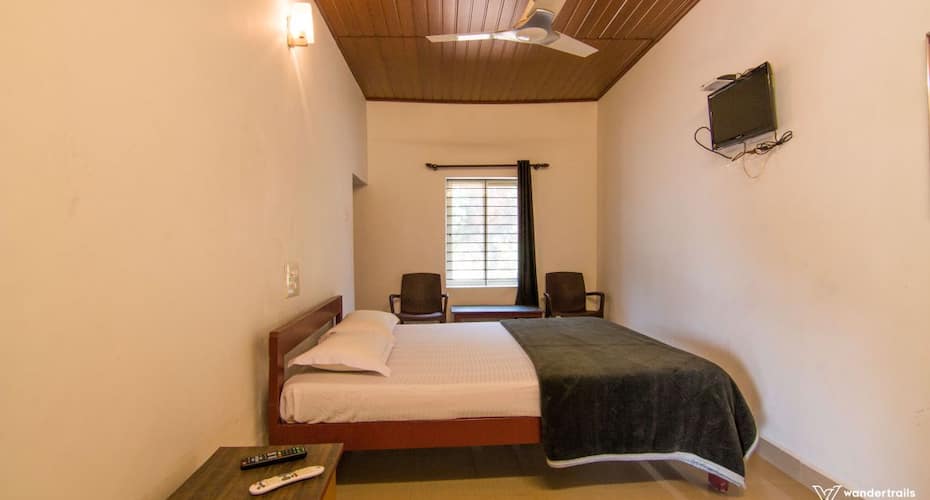 Merc Hills Homestay -A Wandertrails Stay, Madikeri 2
