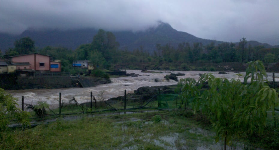Farmhouse for picnics & family trips with Private swimming pool in Karjat !!, Karjat 2