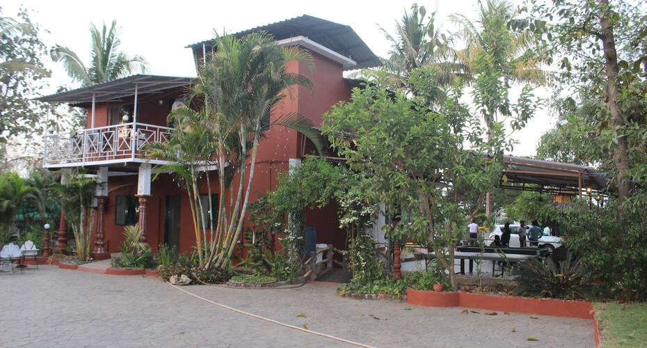 6 Bedroom Resort, close to nature homestay, Karjat 4