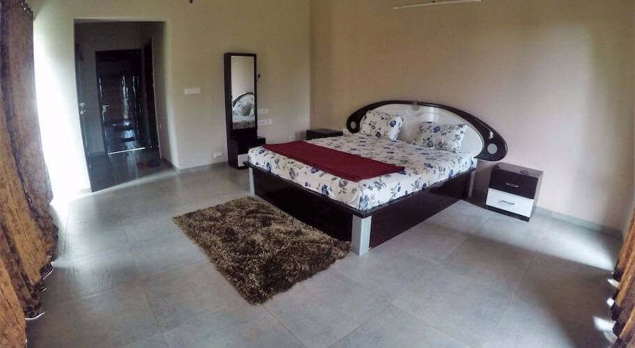 Eight Bedroom Luxurious Villa in Karjat, Karjat 2