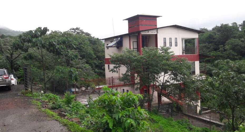 Villa in gated community with 2 adjoining streams, Pune 5