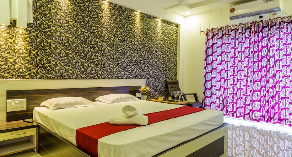 Well Furnished 4 BHK villa nestled in the beautiful valleys of Panchgani, Panchgani 4