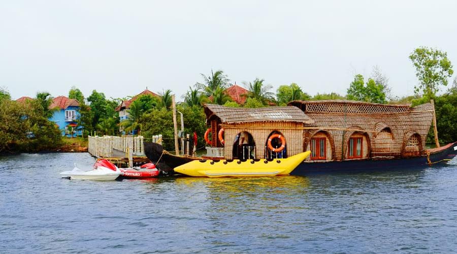 Kairali Heritage Houseboat, Kannur 1