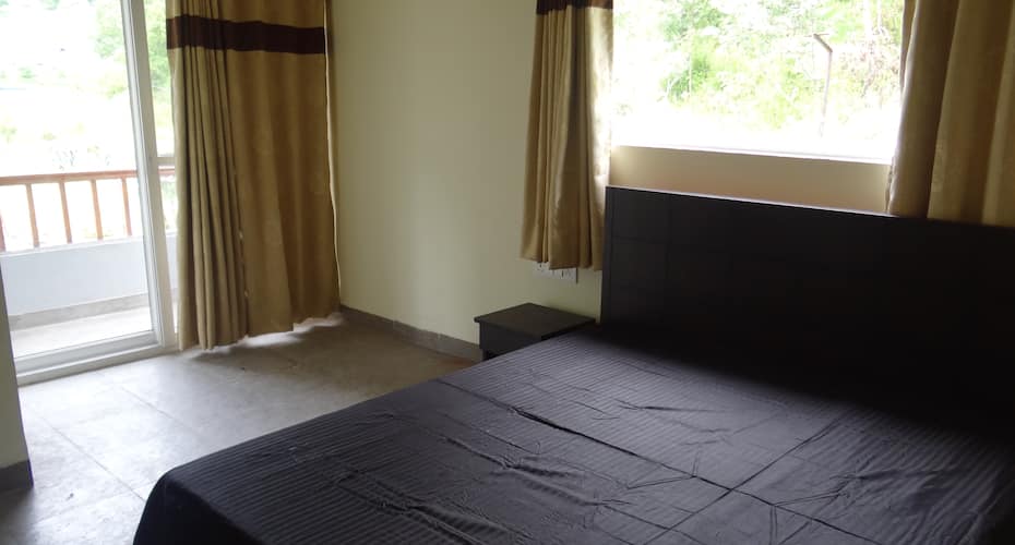 Luxury Suites overlooking lake at Naukuchiatal Nainital, Nainital 3