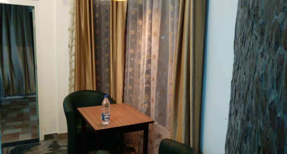 Luxury Suites overlooking lake at Naukuchiatal Nainital, Nainital 4