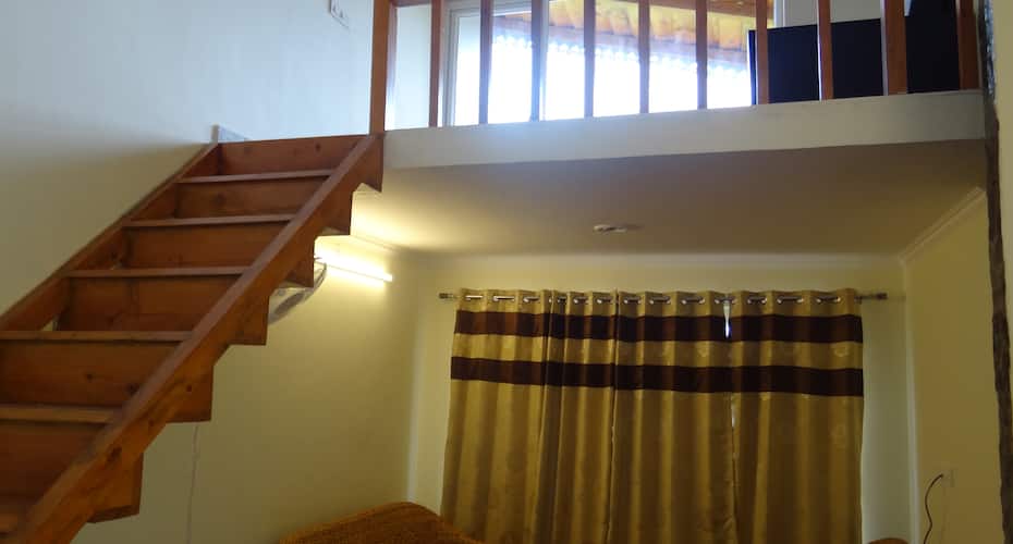 Luxury Suites overlooking lake at Naukuchiatal Nainital, Nainital 5