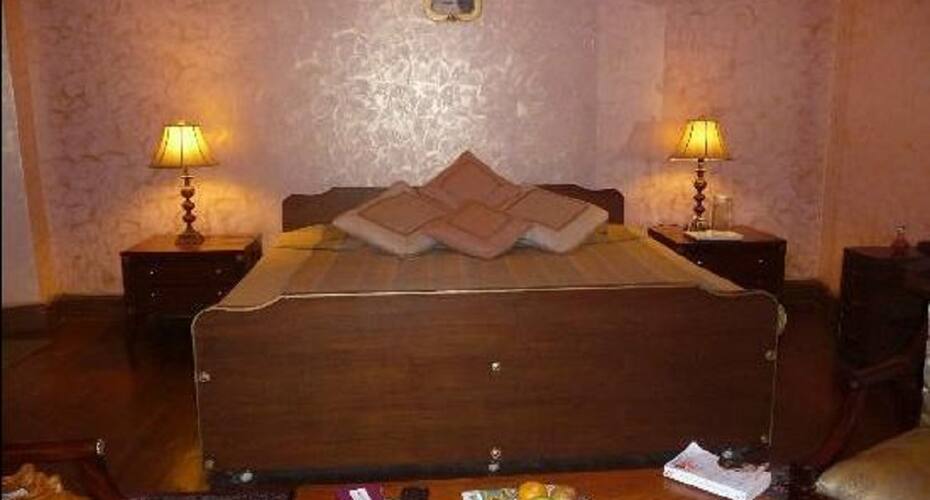 Hill Room stay, Nainital 3