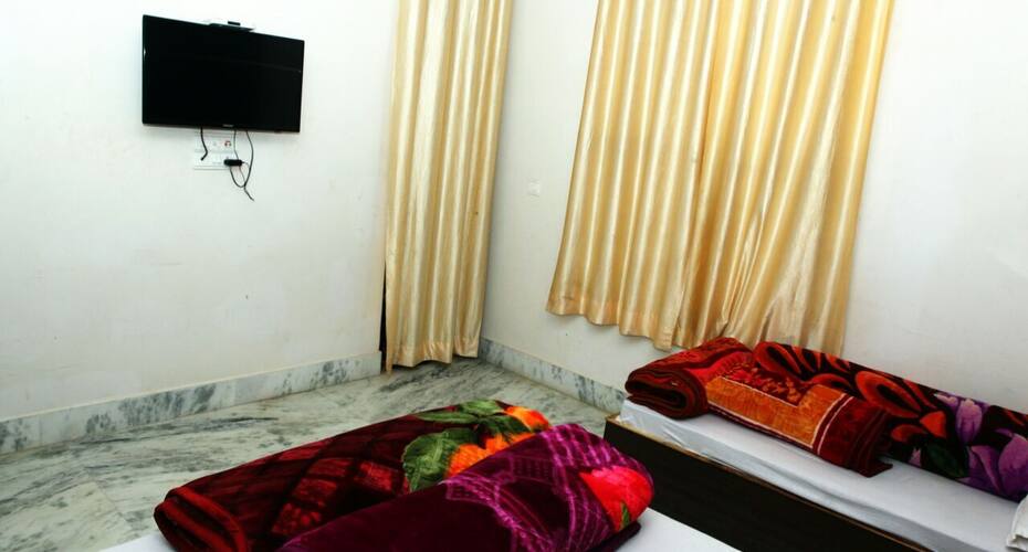 Hotel Raj Hans, Sri Ganganagar 2