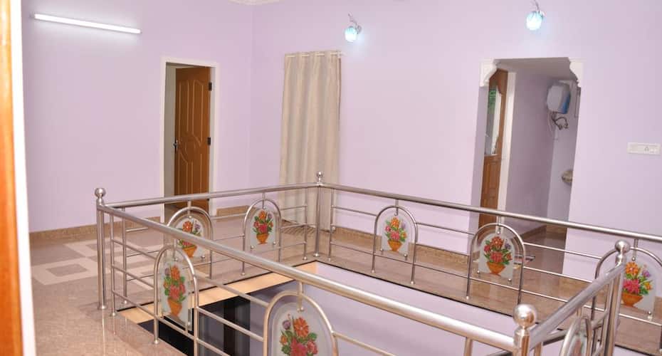 Bluemount Homestay By Travel Inn, Idukki 4