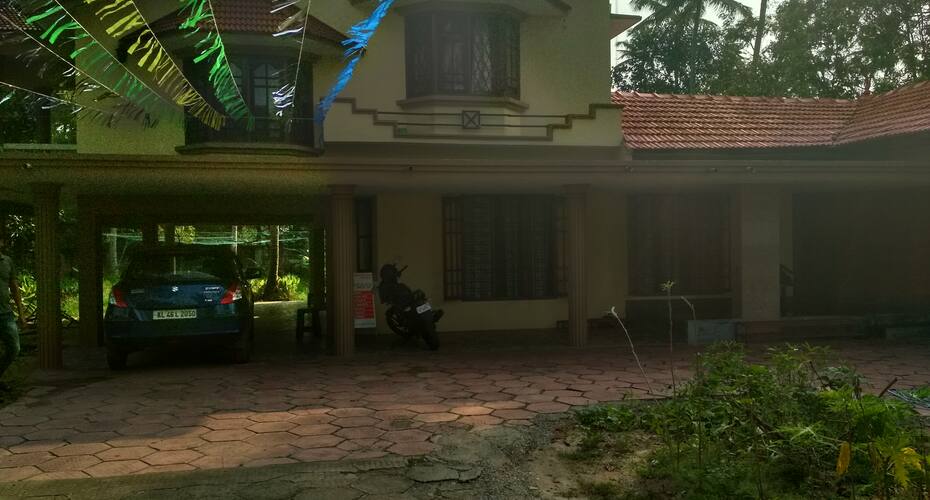 GREEN HEAVEN HOLIDAY INN, Alleppey 1