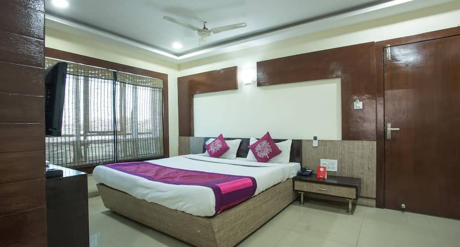 Girdhar Palace Hotel, Chittorgarh 1