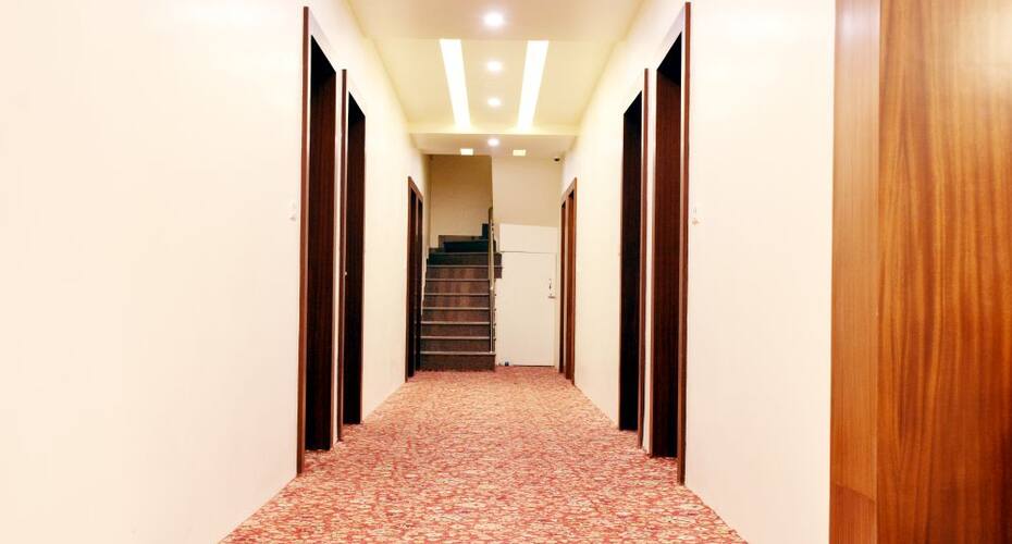 Hotel Aman Palace, Shahdol 4