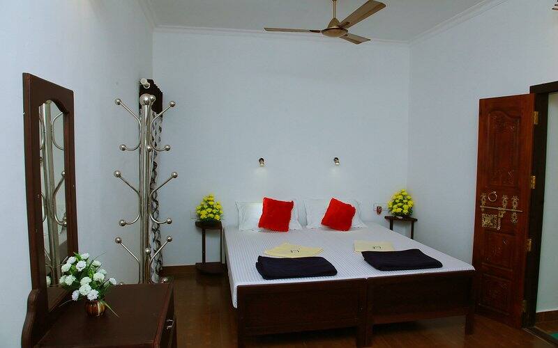 NEENA BEACH HOMESTAY, Alleppey 5