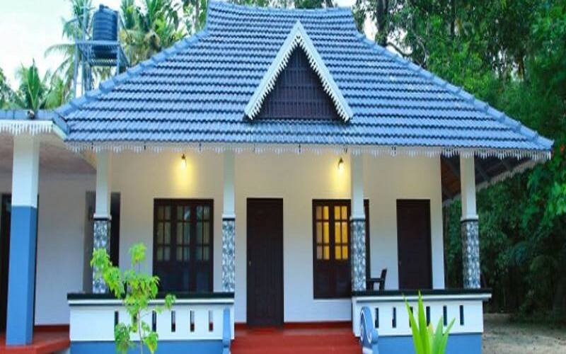 marari blue water, Alleppey 1