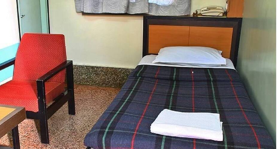 Hotel Satkur, Sirsi 4