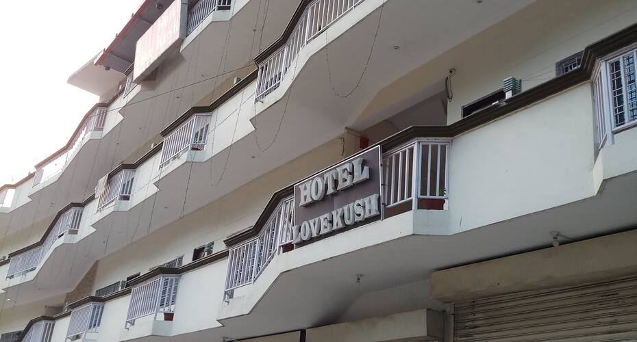 Hotel Love Kush, Srinagar Uk 1