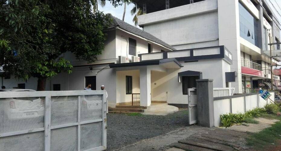 Sugavasam Hotel, Shoranur 3