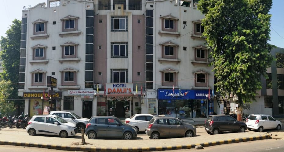 Hotel Damjis, Ahmedabad 2