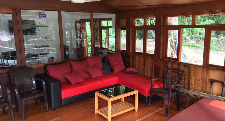 Rajadhani holidays houseboat 1, Kottayam 3