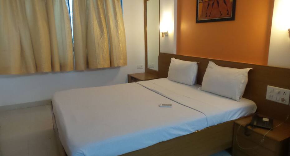 Lotus Super Deluxe, Goa, Goa 4