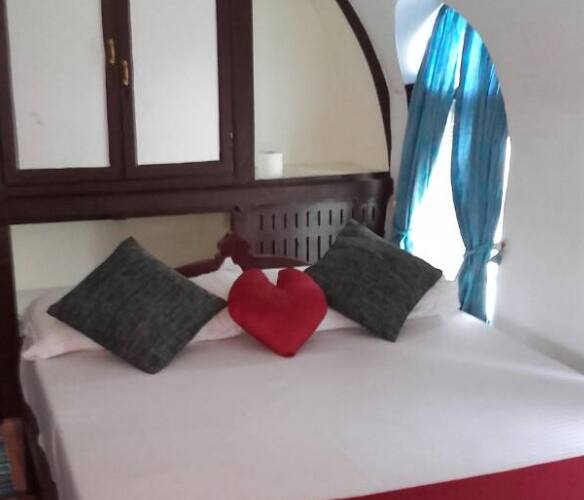 Sparrow holidays house boat, Kottayam 4