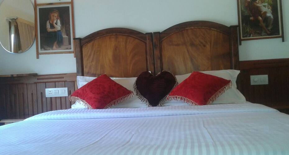 Sparrow holidays house boat, Kottayam 5