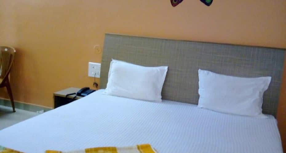 Shree Mnadir Homestay Puri, Puri 4