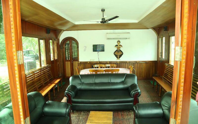 ASHADOM AYYAN, Kottayam 3