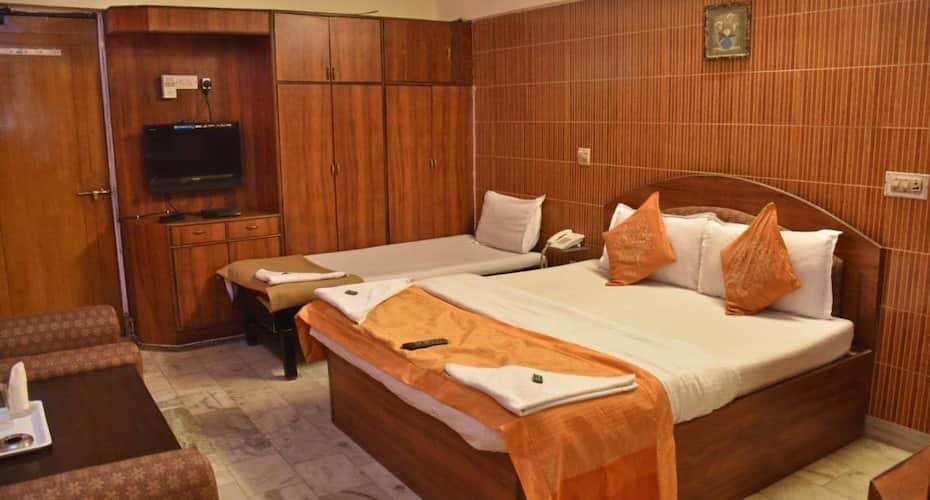 Room Maangta 111 @ Andheri East, Mumbai 2