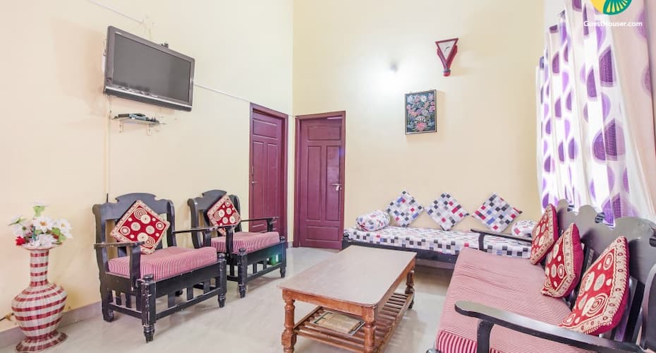 One-bedroom in a homestay for 3, Madikeri 5