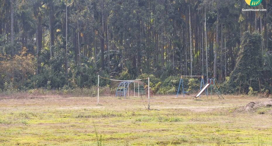 An idyllic stopover with a pool, ideal for a large group, Madikeri 5