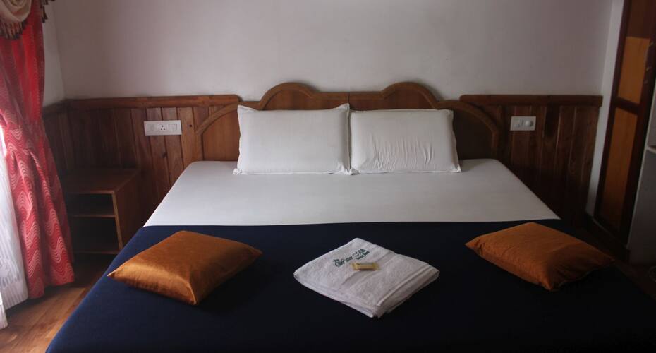 River Queen- Deluxe, Alleppey 5