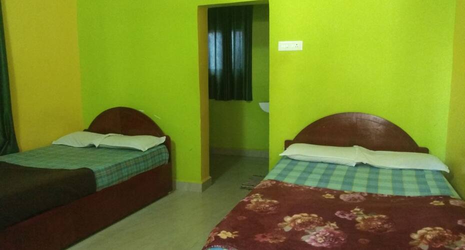 Johny's Apartments, Goa 4
