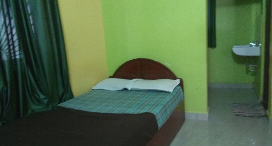 Johny's Apartments, Goa 5