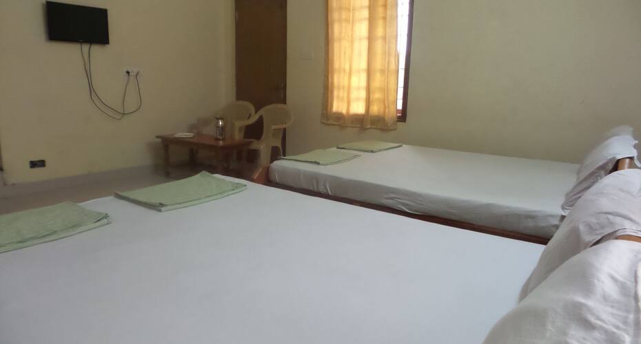 Tobin's Deluxe Rooms, Goa 4