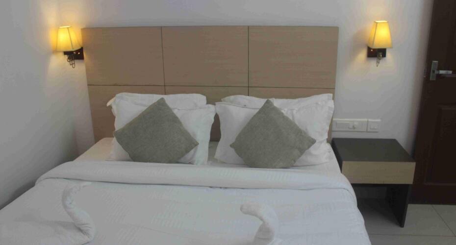 VR Inn Service Apartments, Kochi 4