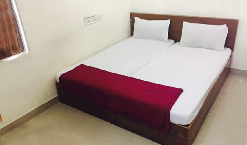 PBS Grand Residency, Kochi 4