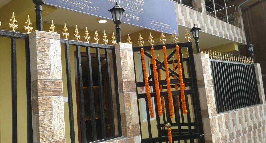 Hotel Potala Darjeeling, Darjeeling 1