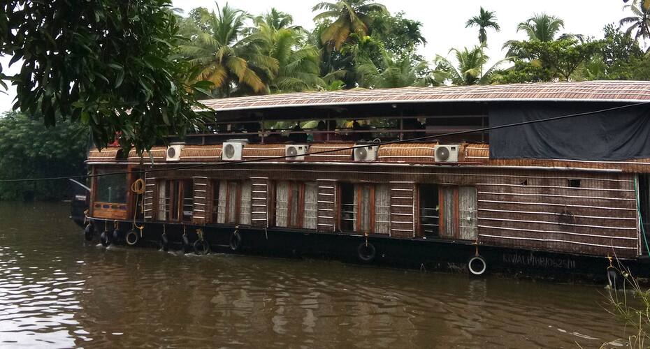 Johnsons Eco Houseboat, Alleppey 2