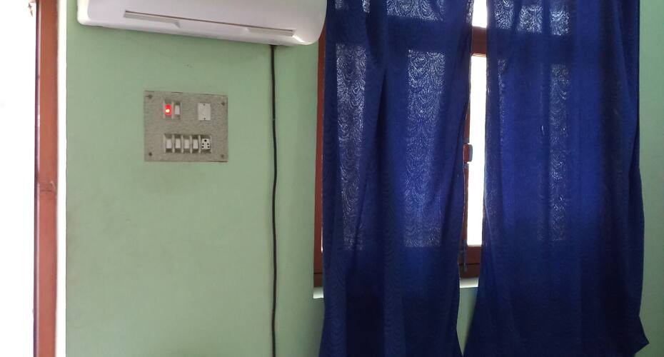 Hotel Ratan, Allahabad 1