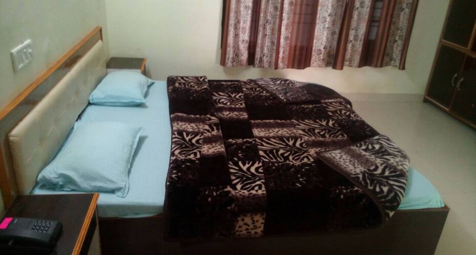 Hotel Sandhyana Niwas, Kangra 2